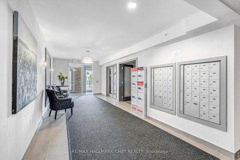 Photo 2 at 110 - 41 Ferndale Drive S, Ardagh, Barrie