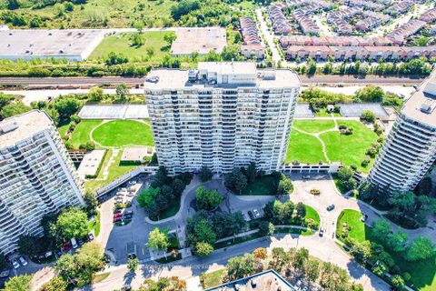 Photo 40 at 1621 - 3 Greystone Walk Drive, Kennedy Park, Toronto