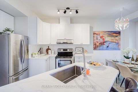 Photo 16 at 50-15 Old Colony Road, Oak Ridges Lake Wilcox, Richmond Hill