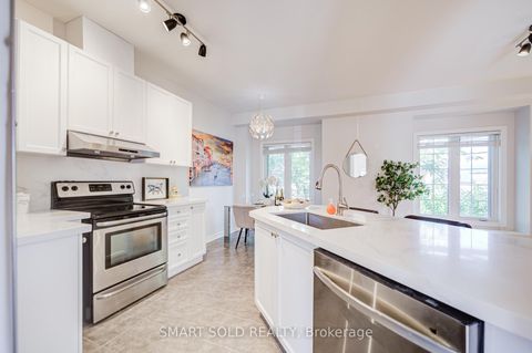 Photo 17 at 50-15 Old Colony Road, Oak Ridges Lake Wilcox, Richmond Hill