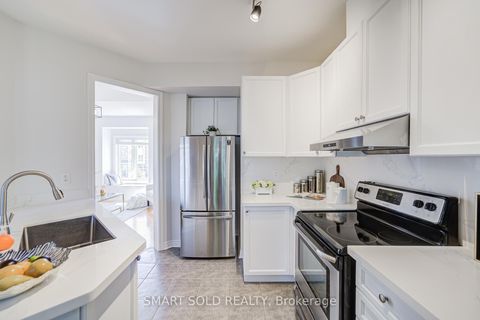 Photo 18 at 50-15 Old Colony Road, Oak Ridges Lake Wilcox, Richmond Hill