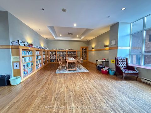 Photo 11 at 628 - 1091 Kingston Road, Cliffside, Toronto