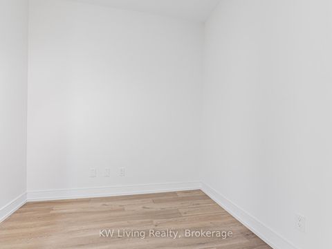 Photo 13 at 1810 - 10 Deerlick Court, Donalda, Toronto