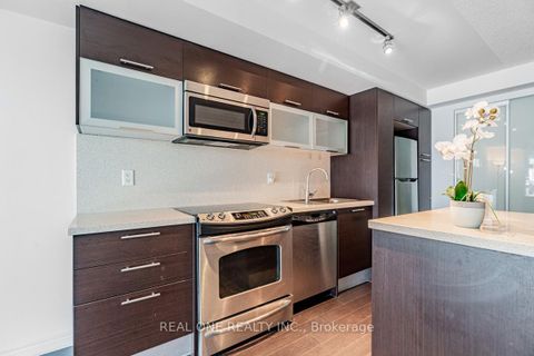 Photo 9 at 1408 - 386 Yonge Street, Bay Street Corridor, Toronto Photo 9 at 1408 - 386 Yonge Street, Bay Street Corridor, Toronto