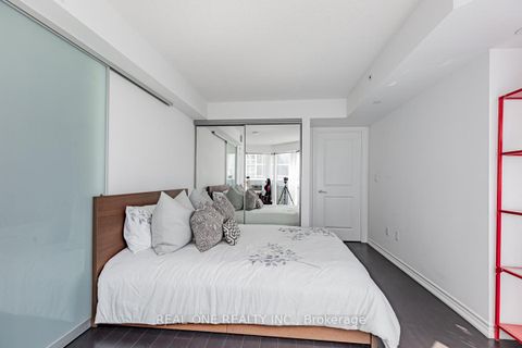 Photo 14 at 1408 - 386 Yonge Street, Bay Street Corridor, Toronto Photo 14 at 1408 - 386 Yonge Street, Bay Street Corridor, Toronto