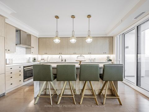 Photo 4 at 310 - 9085 Jane Street, Maple, Vaughan