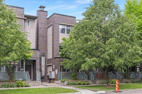 Photo 2 at TH55 - 295 Village Green Square, Malvern West, Toronto