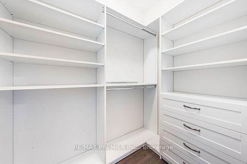 Photo 24 at 77 Sydney Circle, Vellore Village, Vaughan