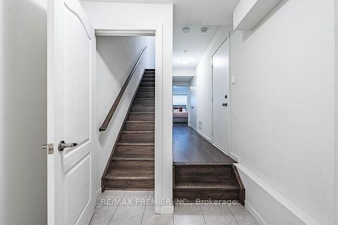 Photo 34 at 77 Sydney Circle, Vellore Village, Vaughan