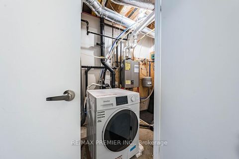 Photo 38 at 77 Sydney Circle, Vellore Village, Vaughan