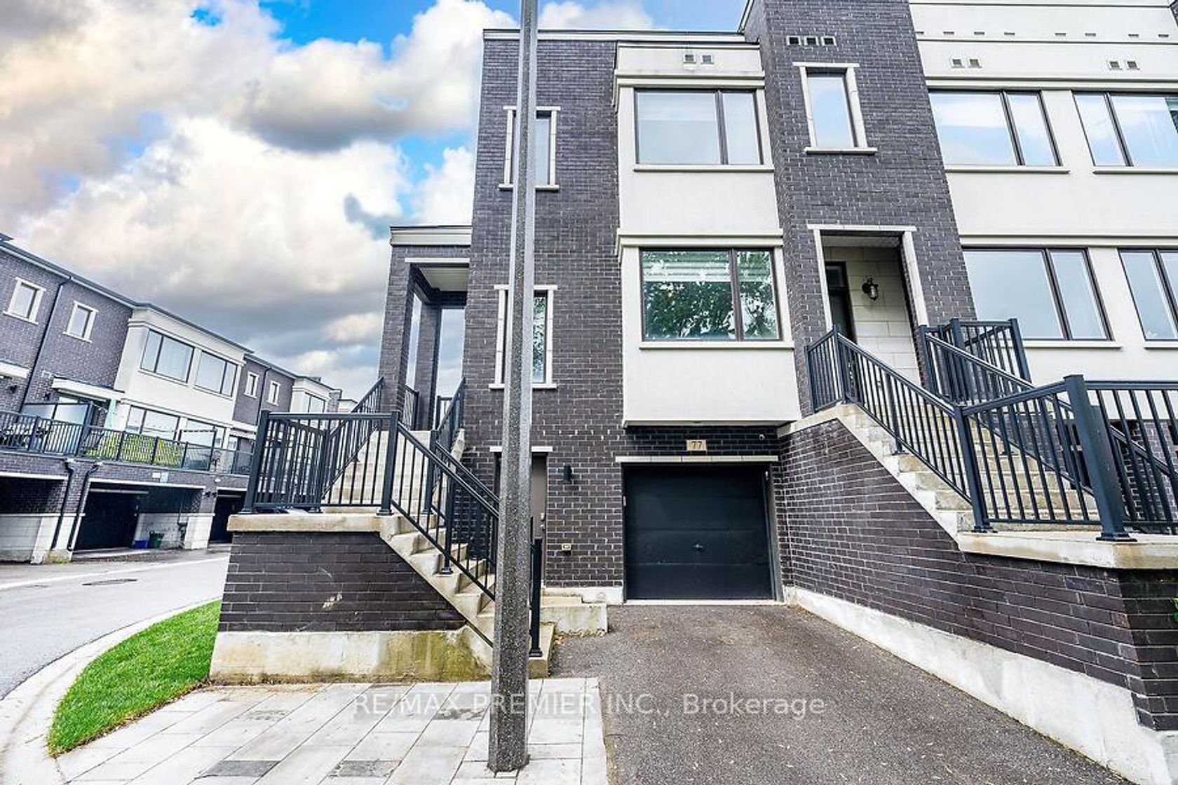 77 Sydney Circle, Vellore Village, Vaughan 