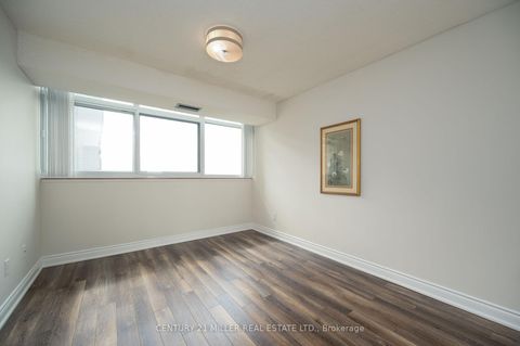 Photo 17 at 804 - 1359 White Oaks Boulevard, FA Falgarwood, Oakville