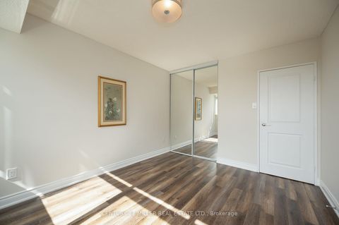 Photo 18 at 804 - 1359 White Oaks Boulevard, FA Falgarwood, Oakville