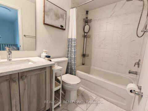 Photo 20 at 19 Woodstream Drive, Clairville, Toronto