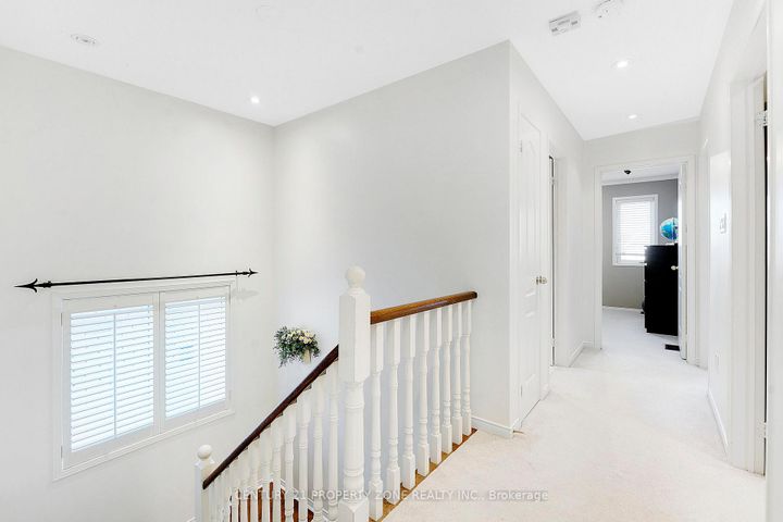 Photo 17 at 582 Plantation Gate, Summerhill Estates, Newmarket