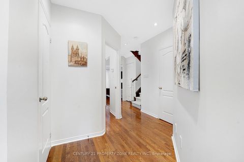 Photo 5 at 582 Plantation Gate, Summerhill Estates, Newmarket