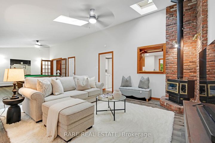 Photo 18 at 2073 Leighland Road, Freeman, Burlington