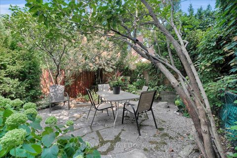 Photo 30 at 769 Euclid Avenue, Annex, Toronto