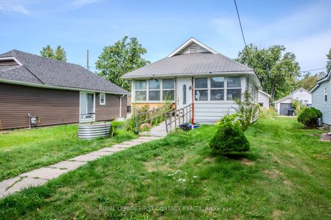 Photo 1 at 1056 Wood Street, Rural Innisfil, Innisfil