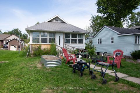 Photo 10 at 1056 Wood Street, Rural Innisfil, Innisfil