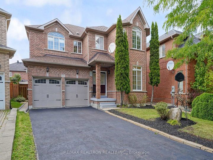 Photo 2 at 6 Rouge Fairway Street, Rouge Fairways, Markham