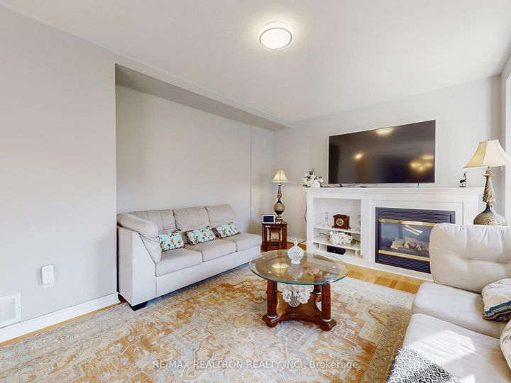 Photo 10 at 6 Rouge Fairway Street, Rouge Fairways, Markham