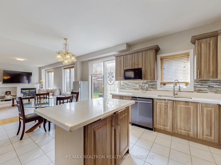 Photo 16 at 6 Rouge Fairway Street, Rouge Fairways, Markham