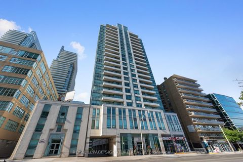 Photo 2 at 605 - 212 Eglinton Avenue E, Mount Pleasant West, Toronto