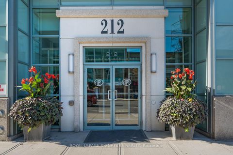 Photo 3 at 605 - 212 Eglinton Avenue E, Mount Pleasant West, Toronto