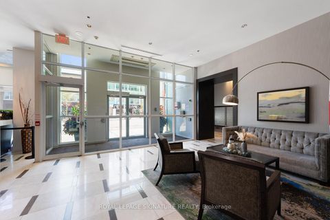 Photo 4 at 605 - 212 Eglinton Avenue E, Mount Pleasant West, Toronto
