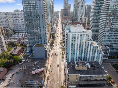 Photo 41 at 605 - 212 Eglinton Avenue E, Mount Pleasant West, Toronto