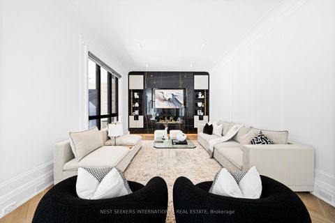 Photo 15 at 36 Waymar Heights Boulevard, Islington Woods, Vaughan