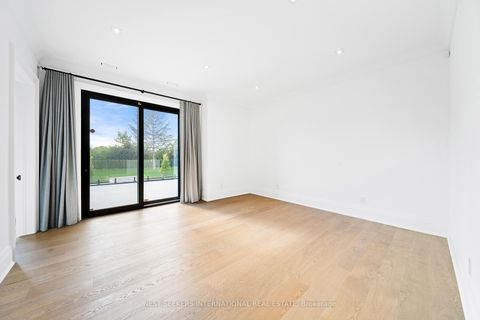 Photo 33 at 36 Waymar Heights Boulevard, Islington Woods, Vaughan