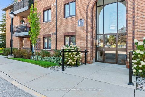 Photo 1 at 335 - 10 Coulter Street, Sunnidale, Barrie