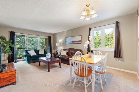 Photo 10 at 335 - 10 Coulter Street, Sunnidale, Barrie Photo 10 at 335 - 10 Coulter Street, Sunnidale, Barrie