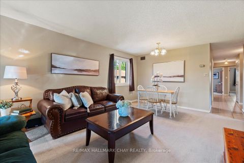 Photo 14 at 335 - 10 Coulter Street, Sunnidale, Barrie Photo 14 at 335 - 10 Coulter Street, Sunnidale, Barrie