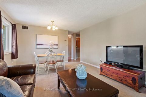 Photo 16 at 335 - 10 Coulter Street, Sunnidale, Barrie Photo 16 at 335 - 10 Coulter Street, Sunnidale, Barrie