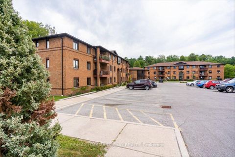 Photo 37 at 335 - 10 Coulter Street, Sunnidale, Barrie Photo 37 at 335 - 10 Coulter Street, Sunnidale, Barrie