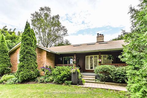 Photo 1 at 247 Harris Avenue, Jefferson, Richmond Hill