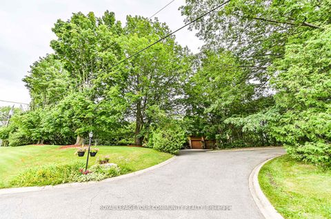 Photo 2 at 247 Harris Avenue, Jefferson, Richmond Hill