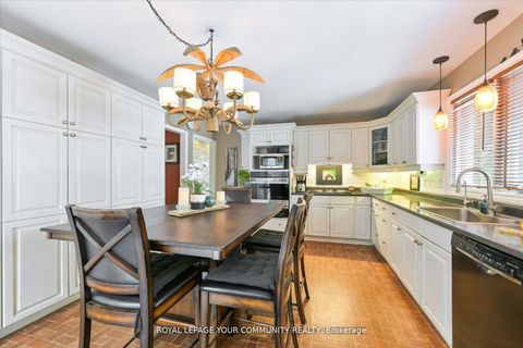 Photo 11 at 247 Harris Avenue, Jefferson, Richmond Hill Photo 11 at 247 Harris Avenue, Jefferson, Richmond Hill