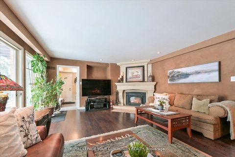 Photo 14 at 247 Harris Avenue, Jefferson, Richmond Hill Photo 14 at 247 Harris Avenue, Jefferson, Richmond Hill