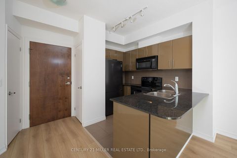 Photo 3 at 310 - 16 Yonge Street, Waterfront Communities C1, Toronto