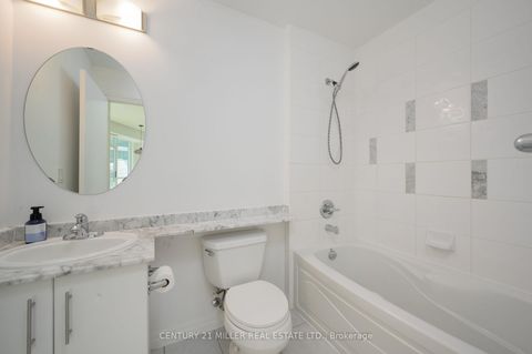 Photo 13 at 310 - 16 Yonge Street, Waterfront Communities C1, Toronto
