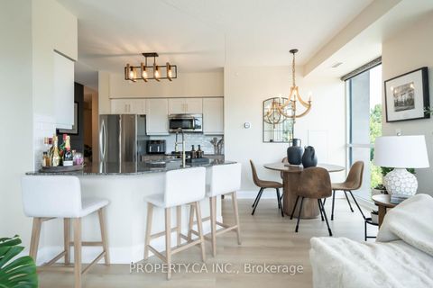 Photo 7 at 318 - 4700 Highway 7, East Woodbridge, Vaughan