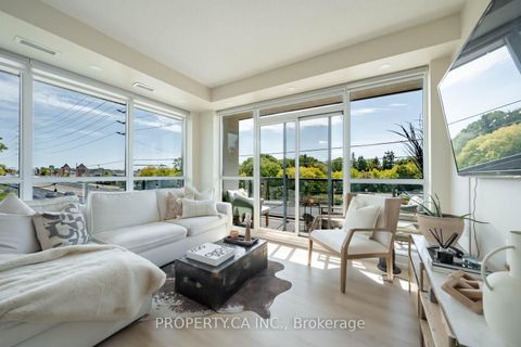 Photo 12 at 318 - 4700 Highway 7, East Woodbridge, Vaughan