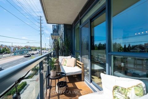Photo 15 at 318 - 4700 Highway 7, East Woodbridge, Vaughan