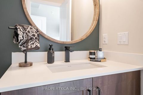 Photo 25 at 318 - 4700 Highway 7, East Woodbridge, Vaughan