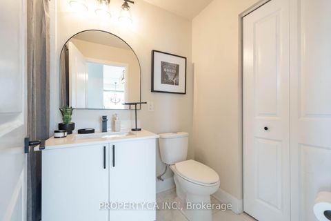 Photo 30 at 318 - 4700 Highway 7, East Woodbridge, Vaughan