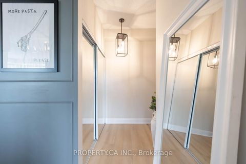 Photo 32 at 318 - 4700 Highway 7, East Woodbridge, Vaughan